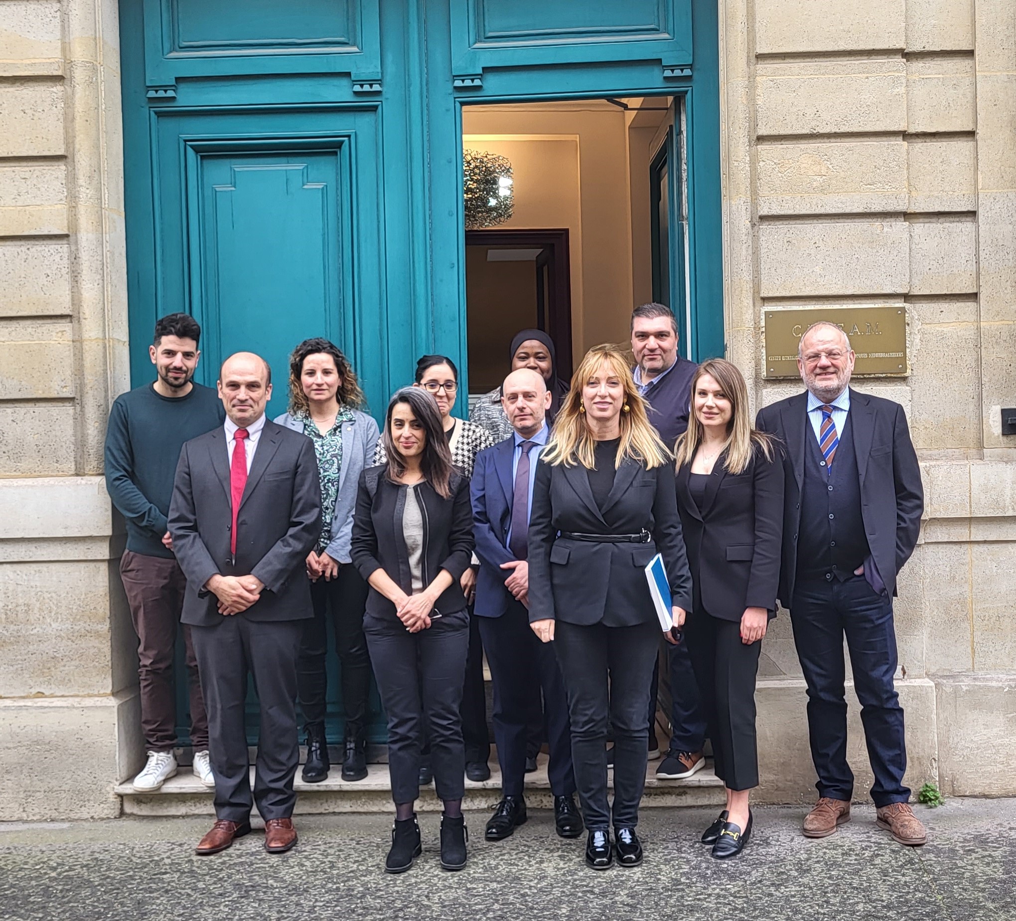 La présidente du CIHEAM, Mme Frida Krifca, tient une réunion de travail au Secrétariat Général